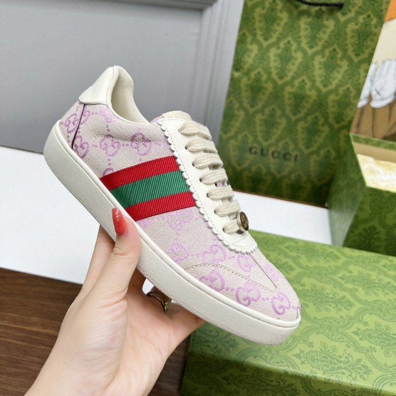 G*u*i casual shoes